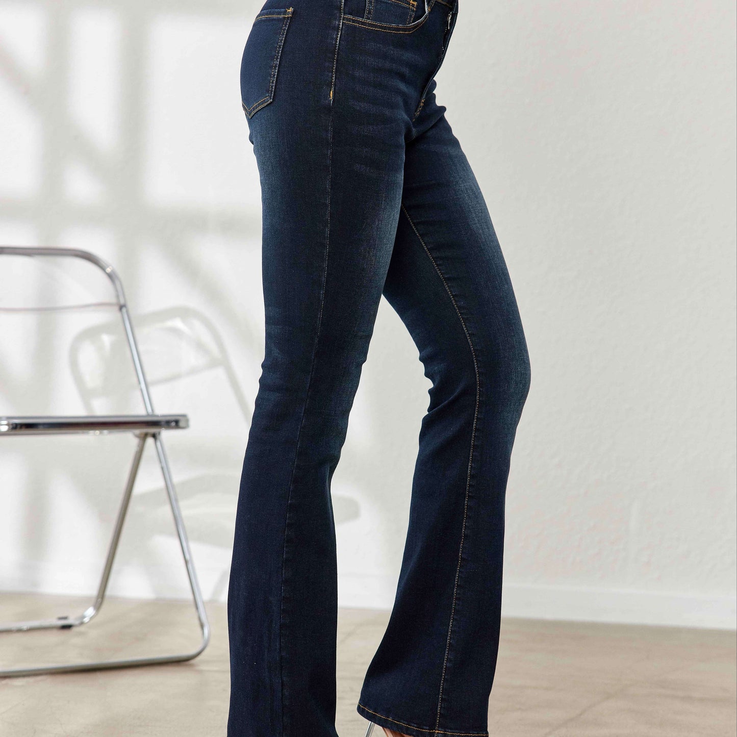 Elegant High-Stretch Flare Jeans for Women - Sexy Solid Color Denim with Slash Pockets, Machine Washable, Four Seasons