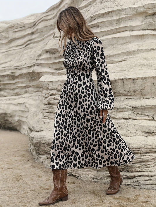 Elegant Leopard Print Pleated Midi Dress for Women – Long Sleeves, High Neck, Perfect for Spring & Fall