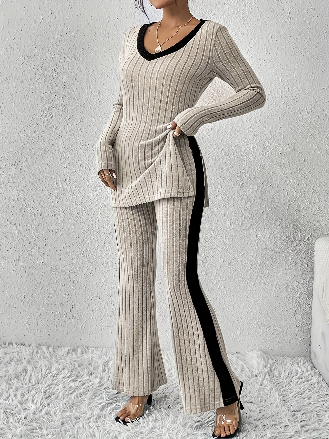 Color Block Rib Knit Pantsuit - Stylish Long Sleeve V-Neck Split Hem Top & Flare Leg Pants Outfit for Women