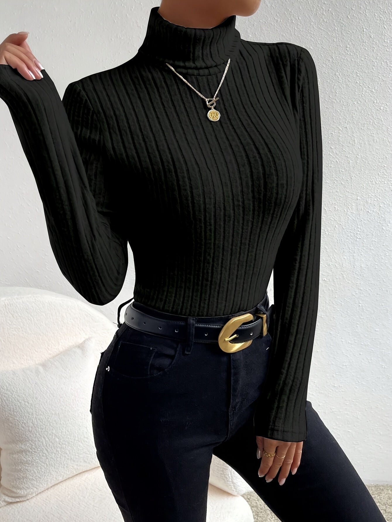 Women's Blouse with High Neck, Long Sleeves and Soft Fabric, Versatile Style for All Occasions