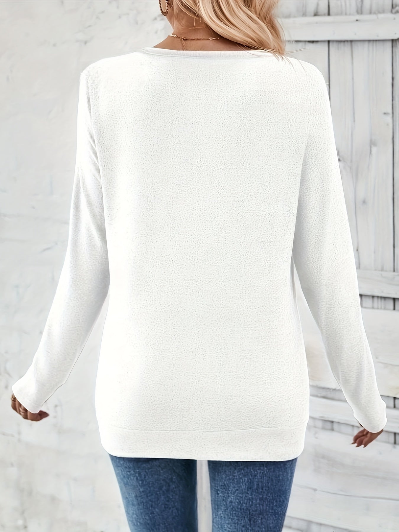 Elegant Women's V-Neck Long Sleeve T-Shirt with Button Hem Detail - Soft Polyester, Stretch Fit, Machine Washable, Ideal for Fall & Winter